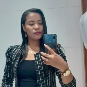 Meet your Posher, Janaina